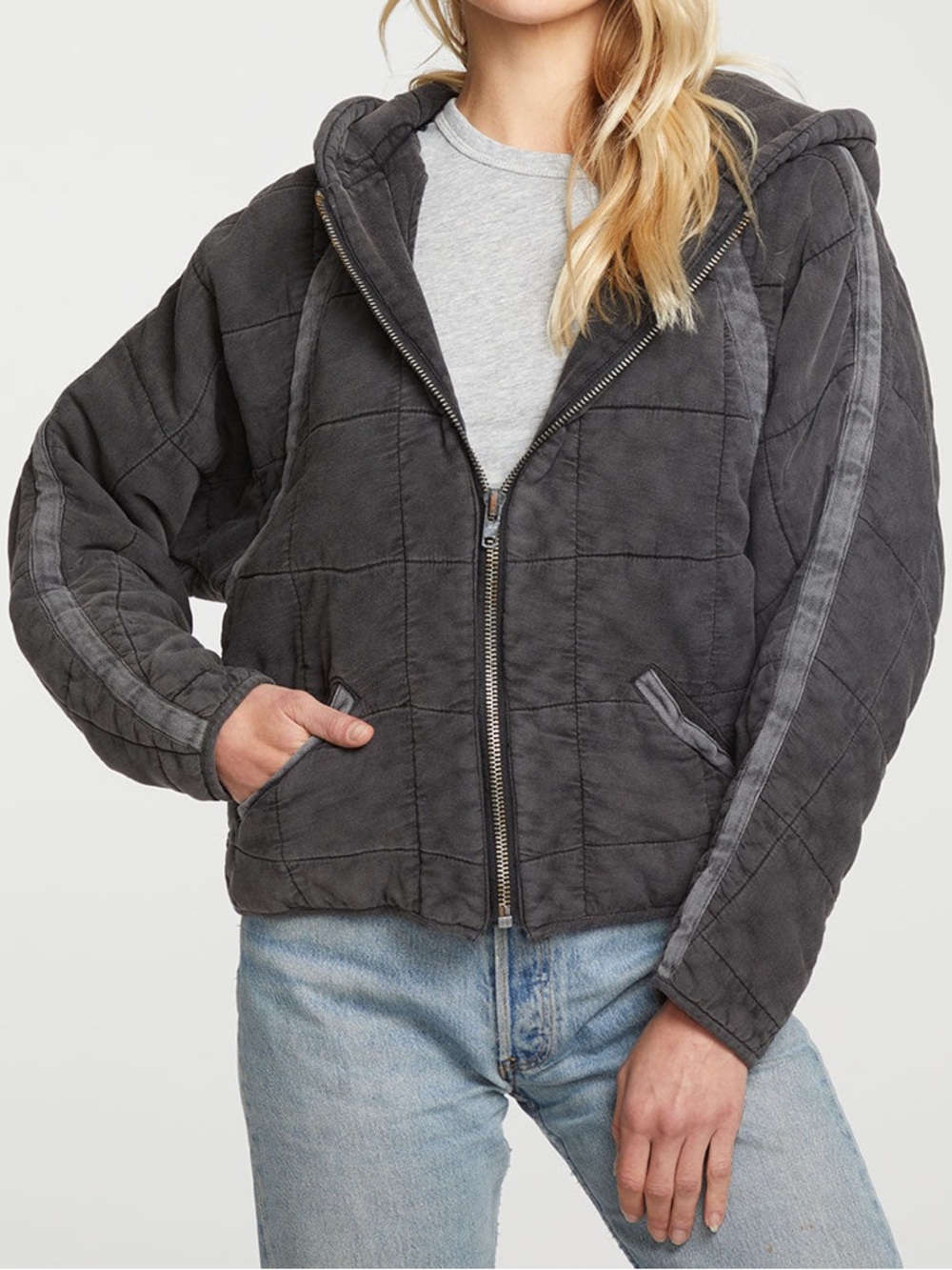 Chaser Quilted Heirloom Woven Jacket - Medium